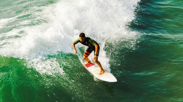 巴黎圣日耳曼引进新门将，实力再升级，巴黎圣日耳曼新帅